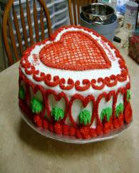 4 Pond Red Heart Designs Cake